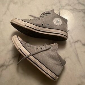 Converse Chuck Mid Tops